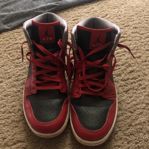 ❌SOLD❌Jordan Retro 1 - Picture 2 of 4